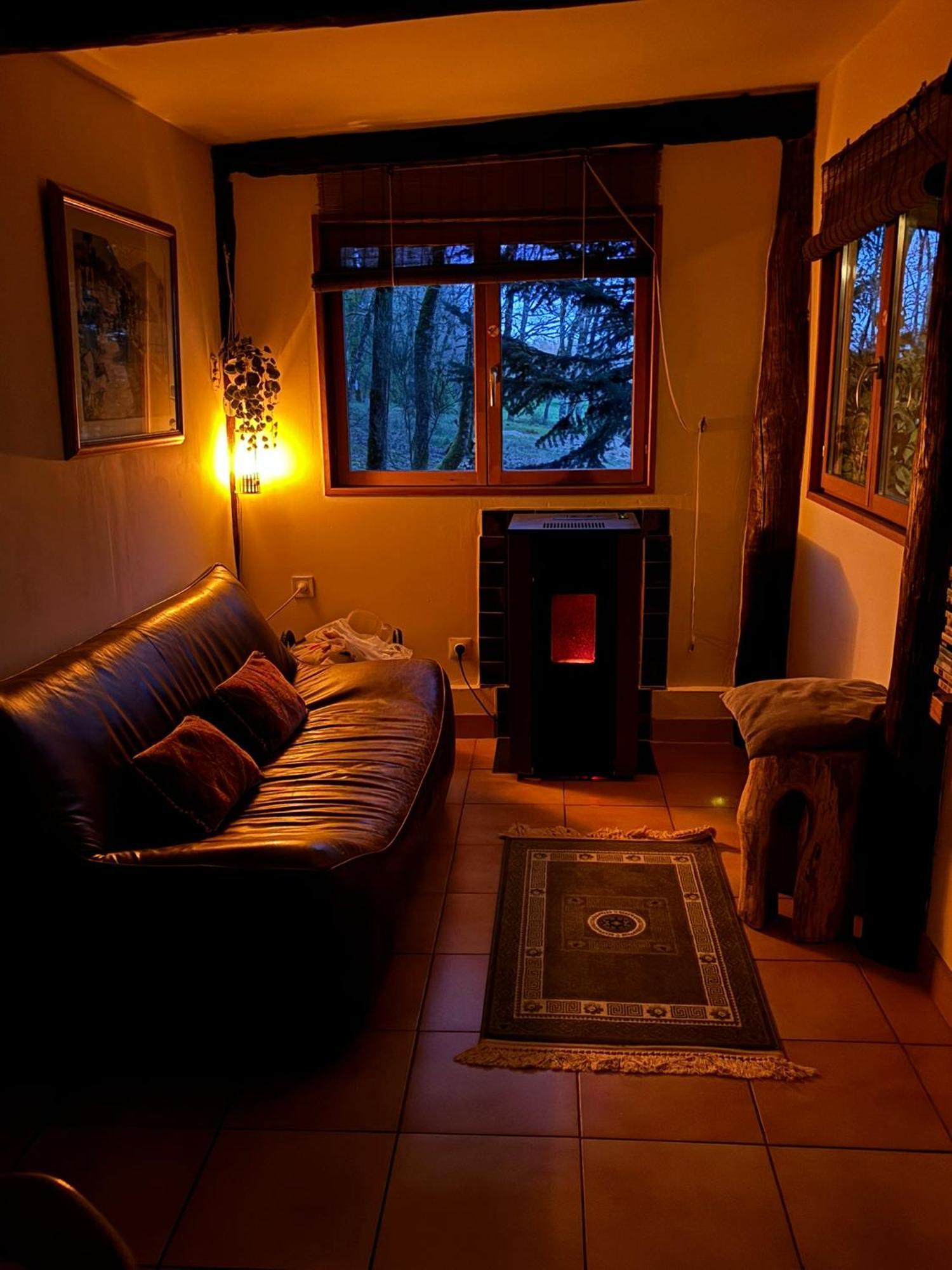 Vila Le Terrier Blanc Argenton Sur Creuse Exteriér fotografie